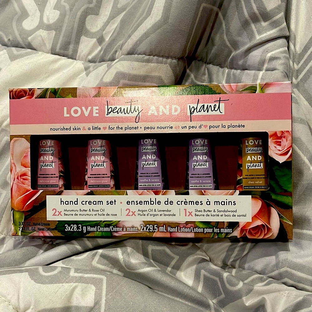 Love beauty and planet hand cream set